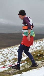 Dave Scott descending Penyghent at the 3 Peaks Fell Race 2016. Photo by SportSunday Photography